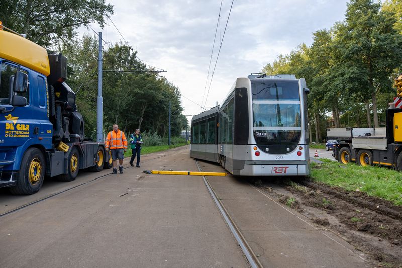 Tramverkeer gestremd door ontsporing in Schiedam